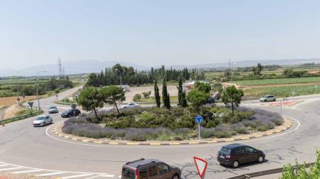 Una mujer da a luz en el interior de un coche en una rotonda de acceso a Tudela