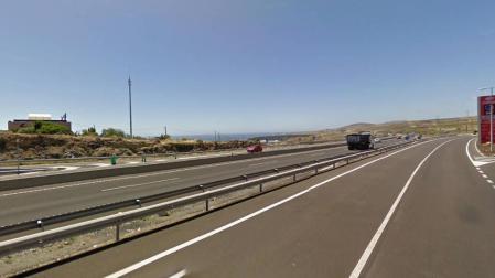 Dos muertos en un accidente causado por un conductor kamikaze en Tenerife