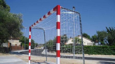 Fallece un menor tras recibir un 'balonazo' en el pecho mientras jugaba al fútbol sala