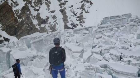 Mikel Zabalza y su grupo, pendientes del Nanga Parbat