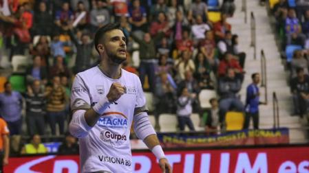 Asier Llamas, doble nominación en los premios LNFS