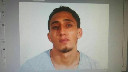 Los Mossos difunden la fotografía de un sospechoso del atentado