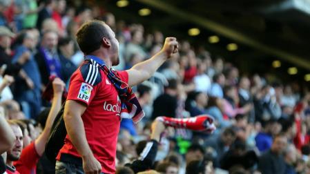 La afición apoya a Osasuna: ¡envíanos tu foto!