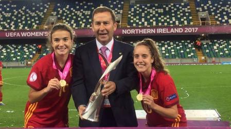 El feliz regreso de las navarras Ane Azkona y Maite Oroz, campeonas de Europa sub-19