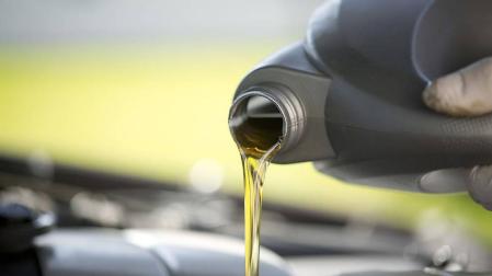 El 100% del aceite industrial usado recogido en Navarra en 2016 se ha reaprovechado