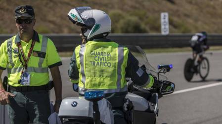 128 motoristas para blindar la Vuelta
