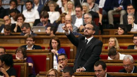 La publicación oficial de la ley del referéndum desata la polémica en el Parlament