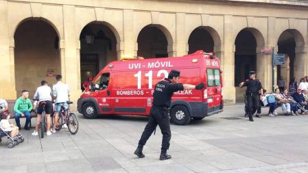 Un herido tras ser apuñalado por una mujer en el Casco Viejo de Pamplona