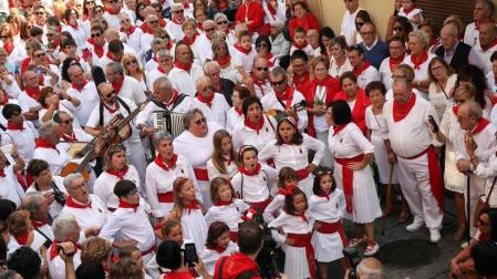 Imágenes de la procesión de la Virgen de la Paz de las fiestas de Cintruénigo