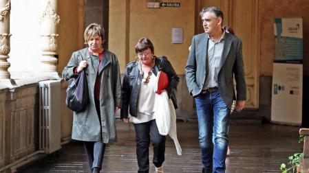 Beaumont no seguirá negociando su ley y se encomienda al cuatripartito