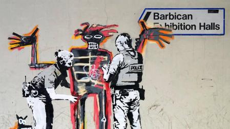 Bansky "reaparece" a las puerta sdel centro Barbican de Londres