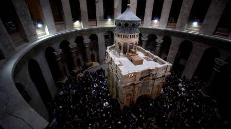 Colapsa parte del techo de una capilla del Santo Sepulcro en Jerusalén