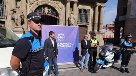 La Policía Municipal estrena imagen con un diseño que "incide en la cercanía"