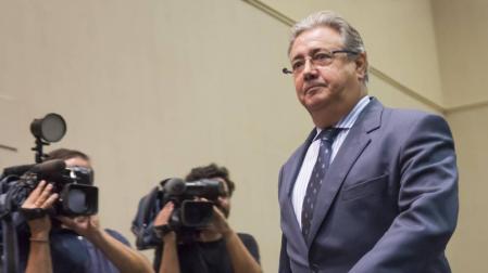 Reunión de urgencia en Interior ante el acoso a los agentes en Cataluña