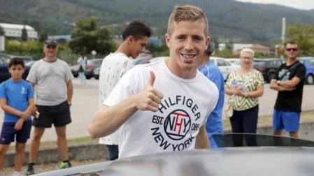 Muniain saluda.