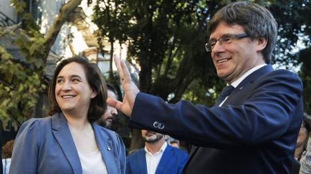 Colau muestra en la Diada "plena disposición a facilitar la participación" el 1-O