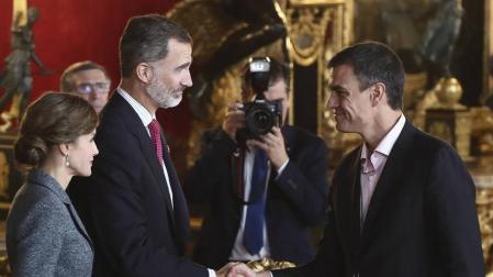 Sánchez: Puigdemont "tiene difícil no contestar" al requerimiento del Gobierno