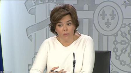 El Gobierno avisa a Puigdemont de riesgos económicos