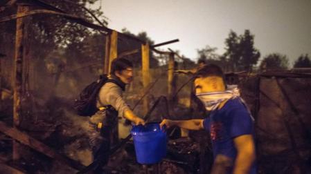 Continúan activos 105 incendios en Galicia, 15 de ellos próximos a núcleos urbanos