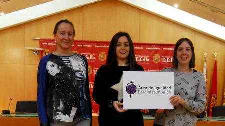 El logotipo, seña de la igualdad en Tafalla