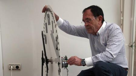 Elizondo reanimará un reloj con energía solidaria