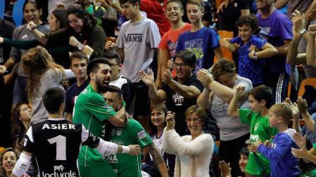 Un gol de penalti en el último minuto deja en tablas el derbi navarro