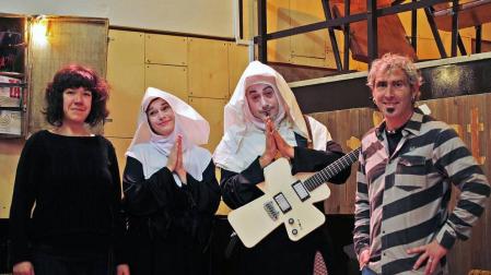 Los navarros Segunsurja se estrenan hoy en el café-teatro de la ENT
