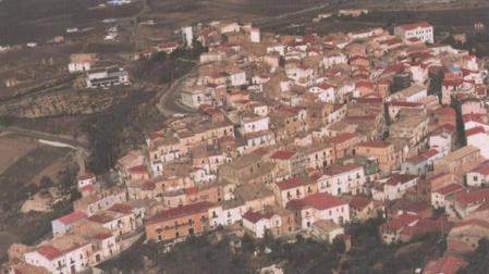 Un pueblo italiano pagará 800 euros al mes por vivir en él