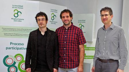 La Comarca fija 10 años para ganar villavesas y bicis y restar coches