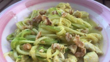 Espaguetis de calabacín con setas