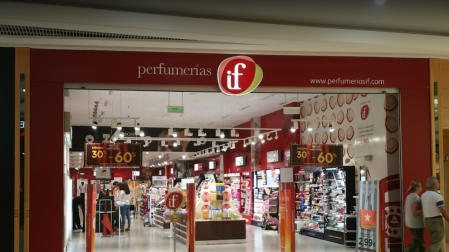 Douglas cierra la compra de 102 tiendas de Perfumerías If a Eroski