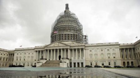 SENADO DE EEUU APRUEBA LEY DE GASTOS TEMPORAL PARA EVITAR CIERRE DEL GOBIERNO