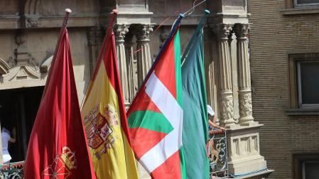 El Tribunal Administrativo rechaza que la ikurriña ondee en los ayuntamientos