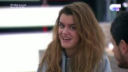 Amaia hace la voz de la niña diabólica