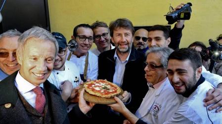 El arte de los pizzeros napolitanos, patrimonio inmaterial de la humanidad