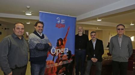 La música lírica y el folclore popular se unen en 'Gure Abestiak'