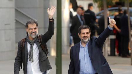 La juez envía a prisión a los líderes de ANC y Òmnium por promover el asedio a la Guardia Civil