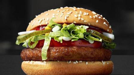 McDonald's lanza una hamburguesa vegana