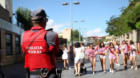 Interior planea introducir la jornada partida en Policía Foral