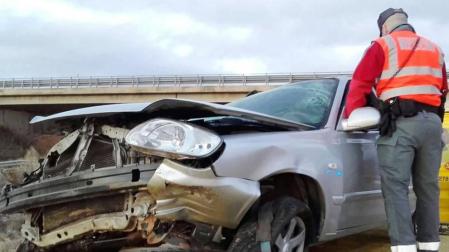 Herido grave tras salirse de la vía en Tudela y triplicar la tasa de alcoholemia