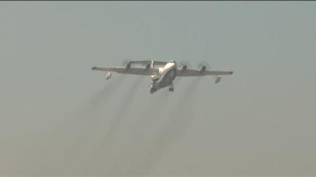 China pone en vuelo el mayor avión anfibio del mundo