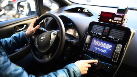 El coche eléctrico pide paso en Pamplona