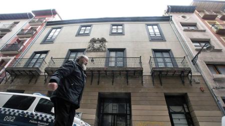 Para UPN el grupo motor de Redín y Cruzat lo forman agentes políticos y no sociales