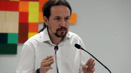 Iglesias pide al PSOE que "arrime el hombro" y no avale el fracaso del PP