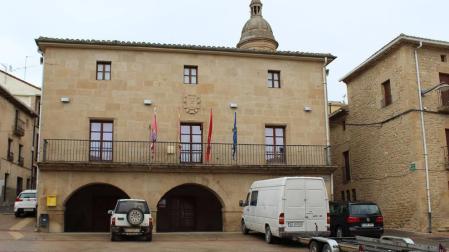 Arróniz aprueba 990.240 euros de presupuesto para 2018