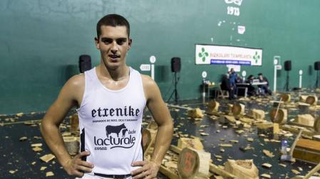 Arria V lanza un desafío de 6000 euros a Iker Vicente