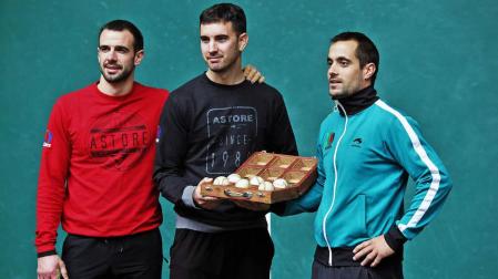 Oinatz digiere regular a Urruti en el Campeonato de Parejas de pelota