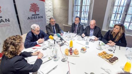 ADEFAN ha presentado al Gobierno foral un informe con propuestas que favorezcan el crecimiento y perdurabilidad de las empresas familiares en la sociedad.