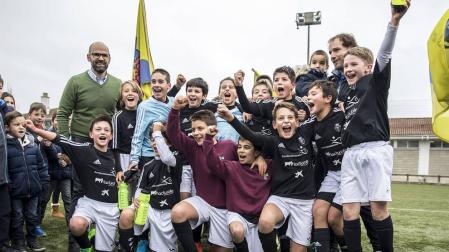 Luis Amigó y La Presentación, campeones del Interescolar mixto y femenino