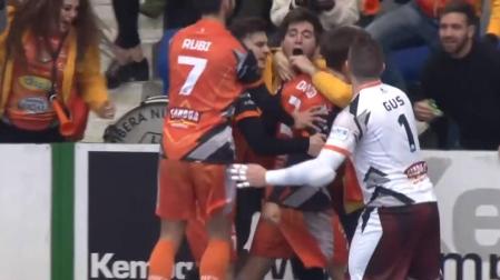 El Aspil-Vidal Ribera Navarra vence al Santiago Futsal en el último minuto